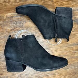 Blondo Ida Suede Leather size 8 Black ankle boots booties casual waterproof